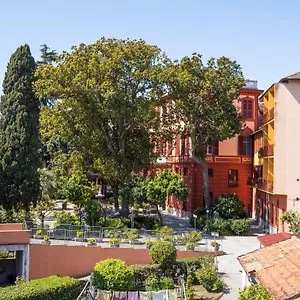 casa-moderna-7-minuti-a-piedi-spiaggia-zona-centrale.hotelitalianriviera.com/